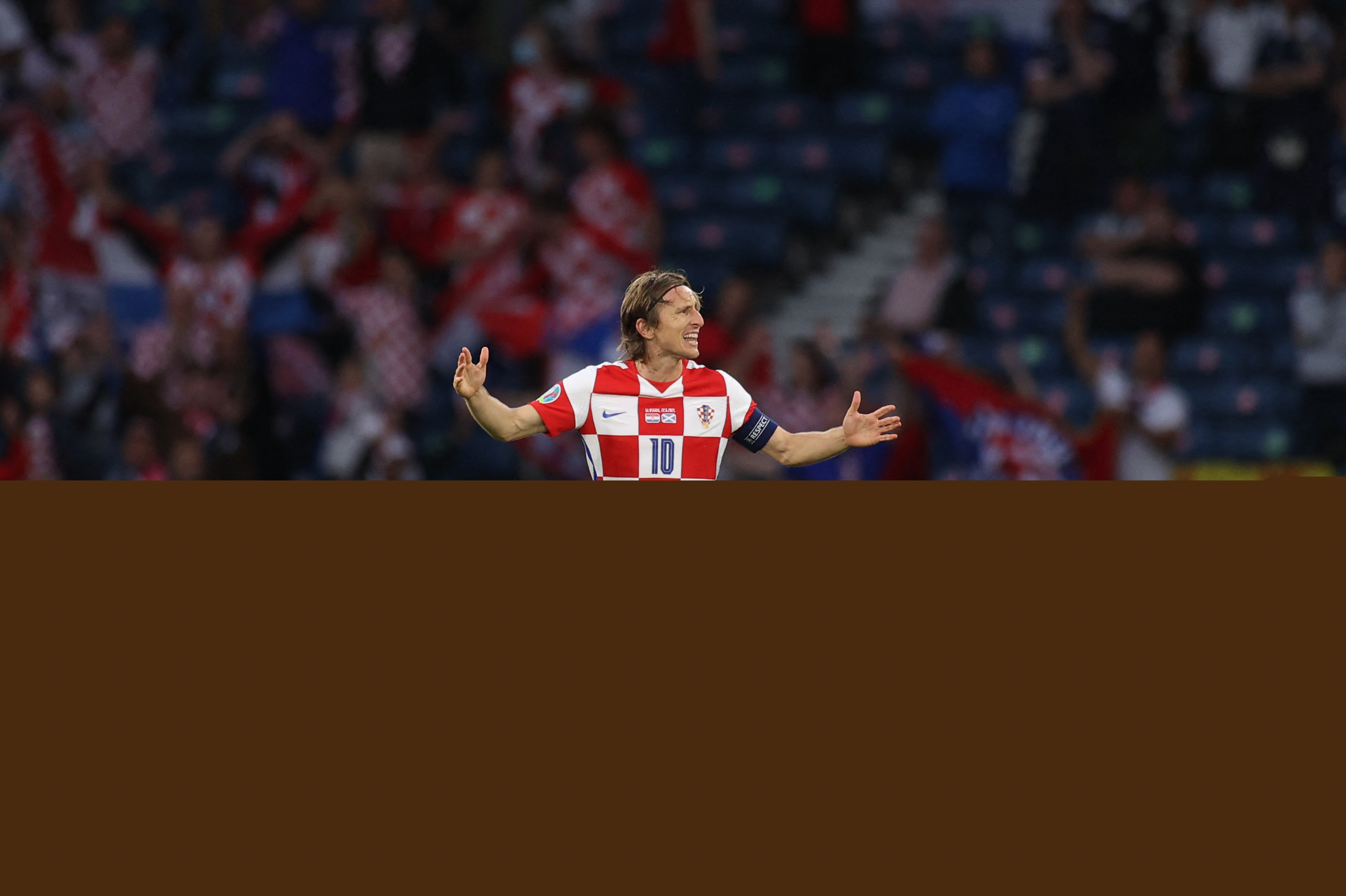 大主播Doinb也要停播了！心态已经出现变化，怀疑自己有精神病