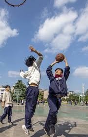 莫德里奇：我还没有考虑退役，想在皇马赢得三冠王