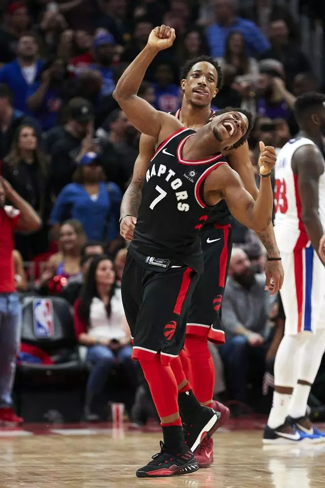 而束手无策 而束手无策