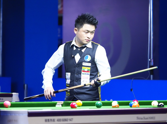 场比赛中打 场比赛中打