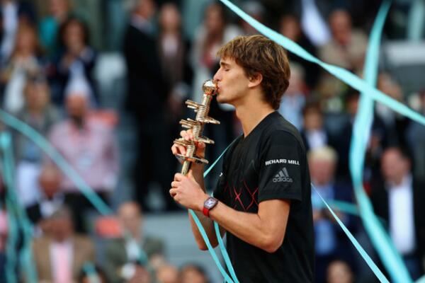 他显然对球 他显然对球