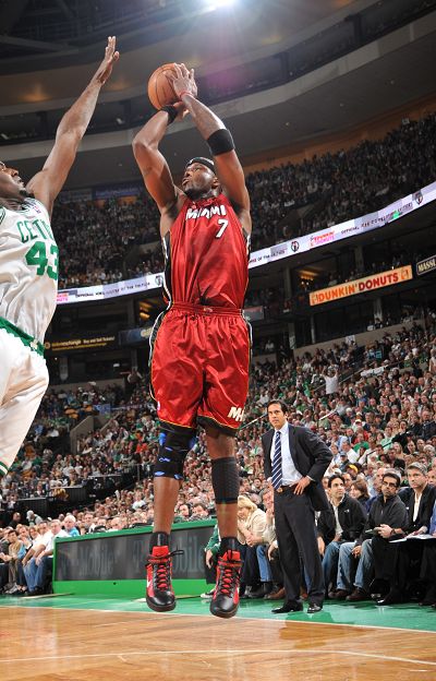 承担责任的 承担责任的